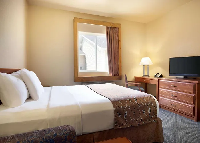 Travelodge By Wyndham Hotel