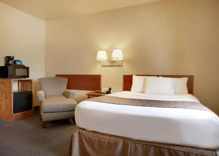 Travelodge By Wyndham 2*